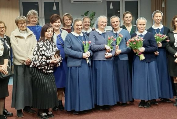 19 marca 2024 r. ➡️ w Rzeszowie ➡️ „urodziła” się nowa Wspólnota Świeckich Uczniów Krzyża 19 marca 2024 r. ➡️ w Rzeszowie ➡️ „urodziła” się nowa Wspólnota Świeckich Uczniów Krzyża