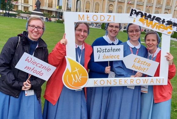 ZWIASTOWANIE a u Uczennic Krzyża świętowanie