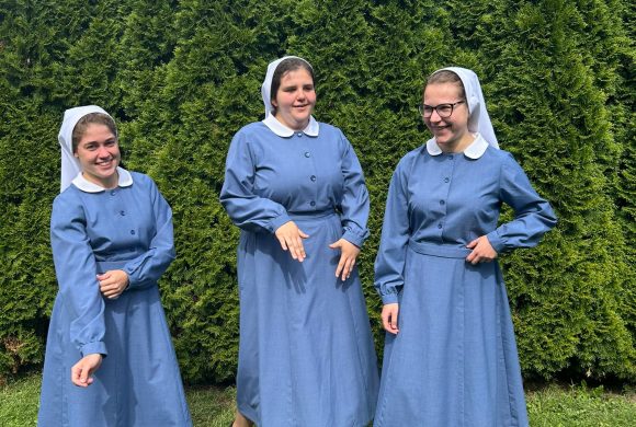 Są trzy nowe „białe” siostry!