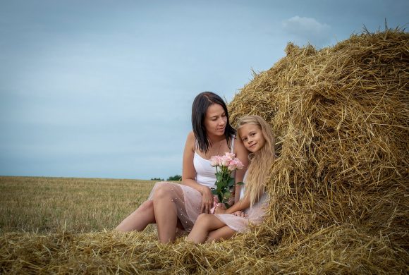 Sesja dla mamy i córki w Czmońcu Sesja dla mamy i córki w Czmońcu